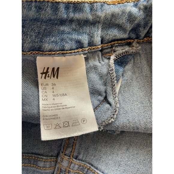 H&M size 4 (25x2.5) DENIM SHORTS high RISE STReTCH mid wash split hem - Picture 4 of 6